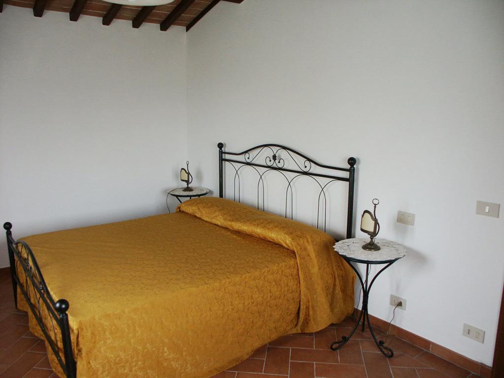 קורטונה Agriturismo Podere Ossaia חדר תמונה