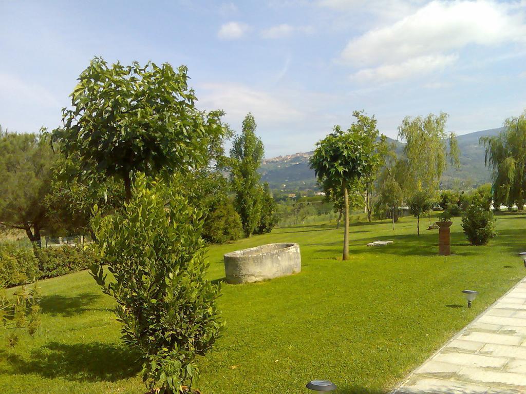 קורטונה Agriturismo Podere Ossaia חדר תמונה