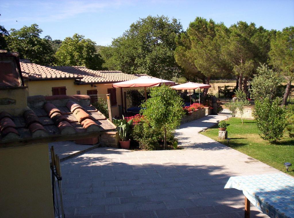 קורטונה Agriturismo Podere Ossaia חדר תמונה